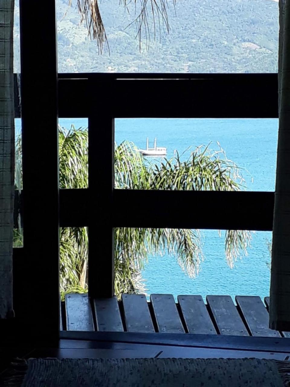 Luxury Suites Vila Indonesia กาโรปาบา ภายนอก รูปภาพ
