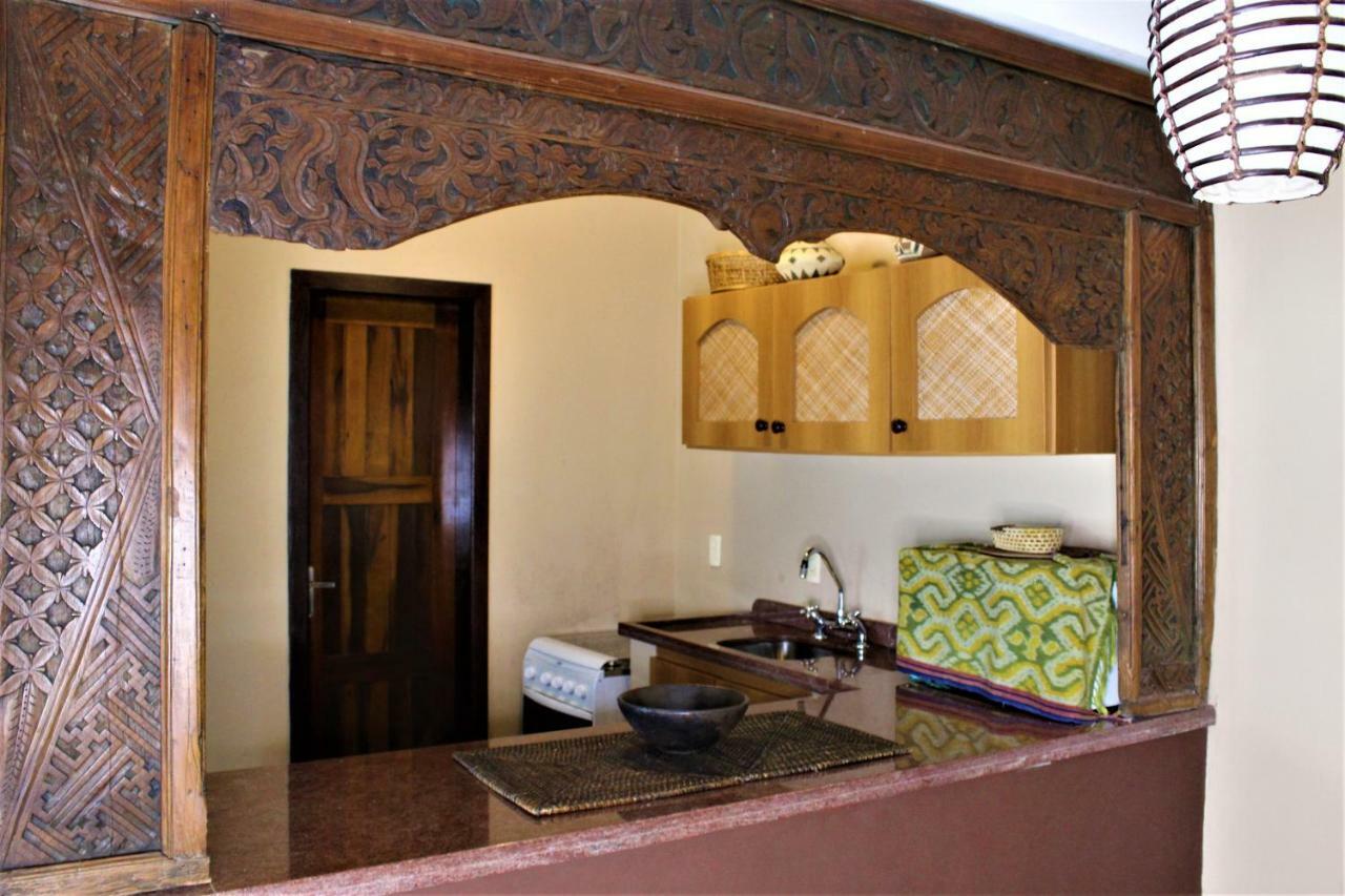 Luxury Suites Vila Indonesia กาโรปาบา ภายนอก รูปภาพ