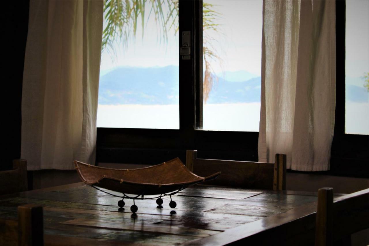 Luxury Suites Vila Indonesia กาโรปาบา ภายนอก รูปภาพ